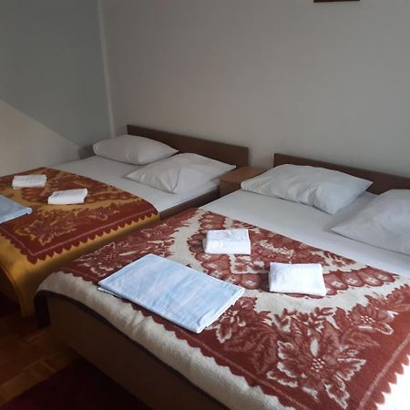 Guest House & Restaurant Adriatic Klek Esterno foto