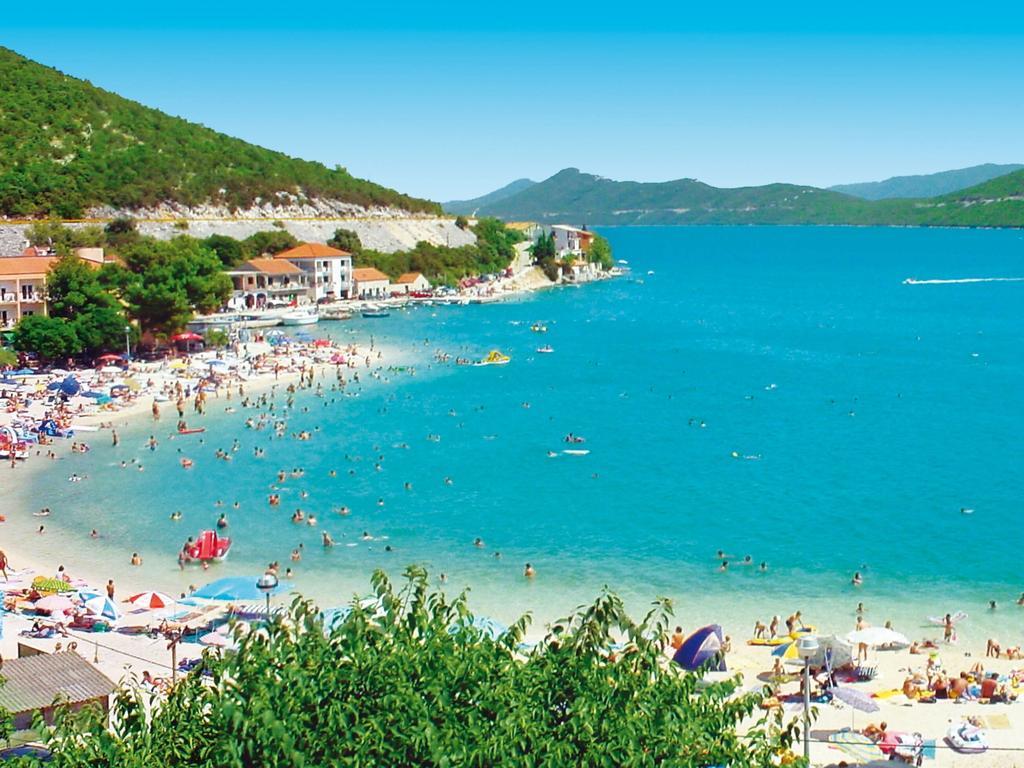 Guest House & Restaurant Adriatic Klek Esterno foto