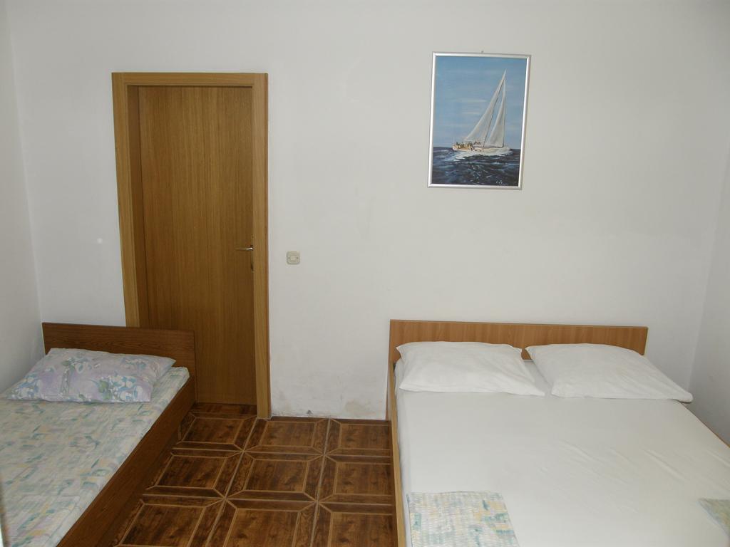 Guest House & Restaurant Adriatic Klek Esterno foto